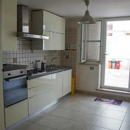 Domus Del Sole سيبونتو